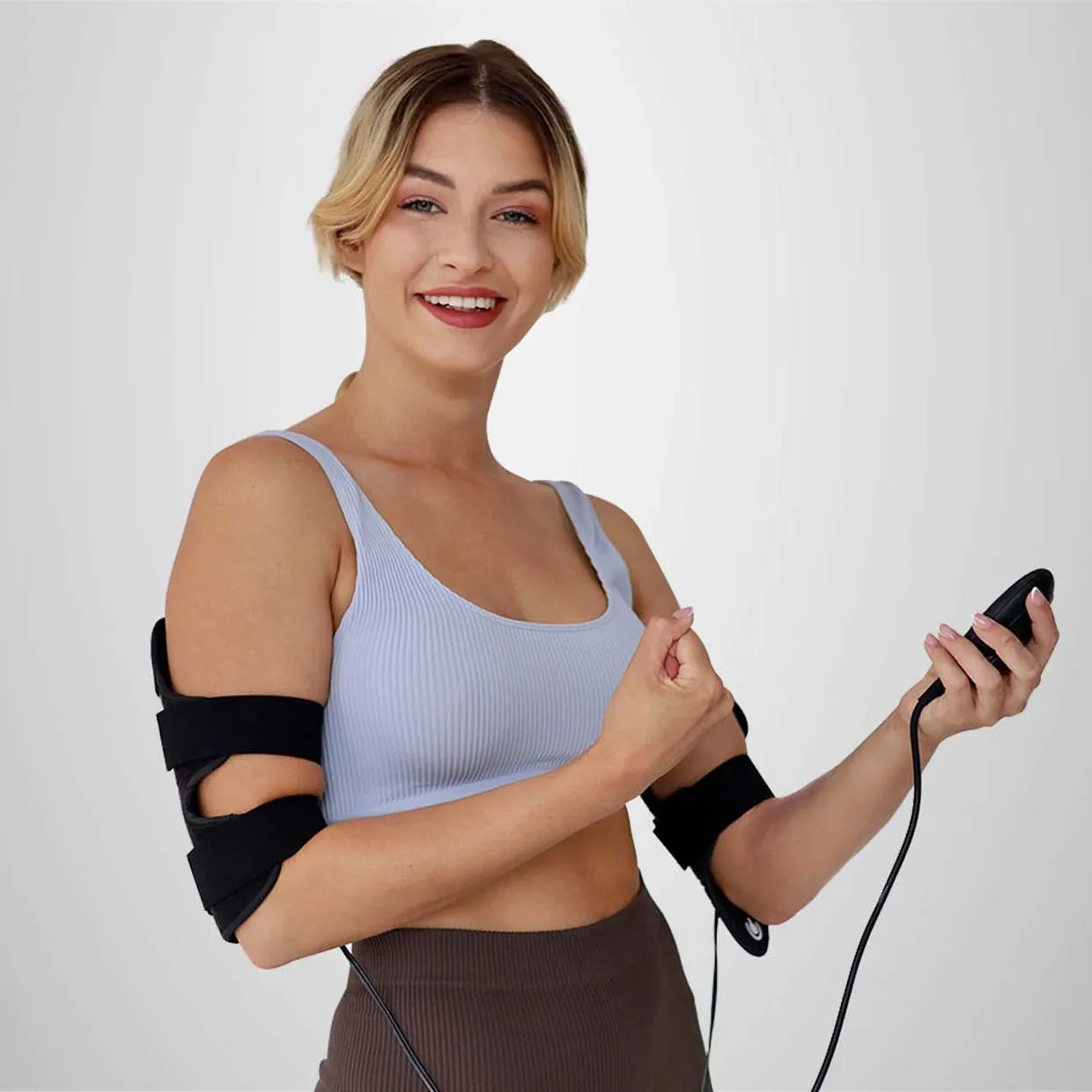 Slendertone Arms Women συσκευή τρικεφάλων EMS με χειριστήριο